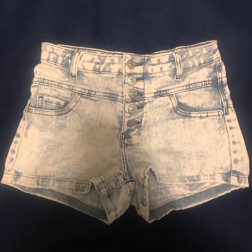 Delias acid wash high waisted button up shorts